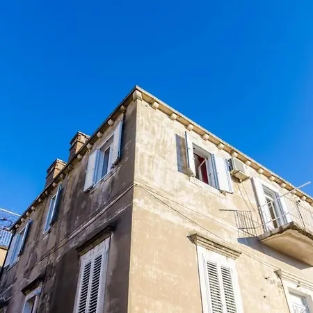 شقة Katija - One Bedroom With Balcony Sea View *