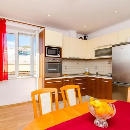 Апартаменты Katija - One Bedroom With Balcony Sea View