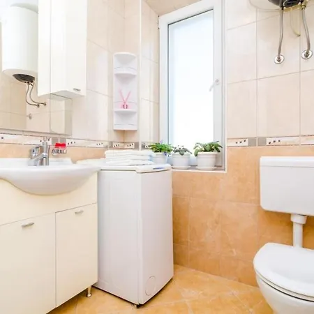 Katija - One Bedroom With Balcony Sea View Апартаменты